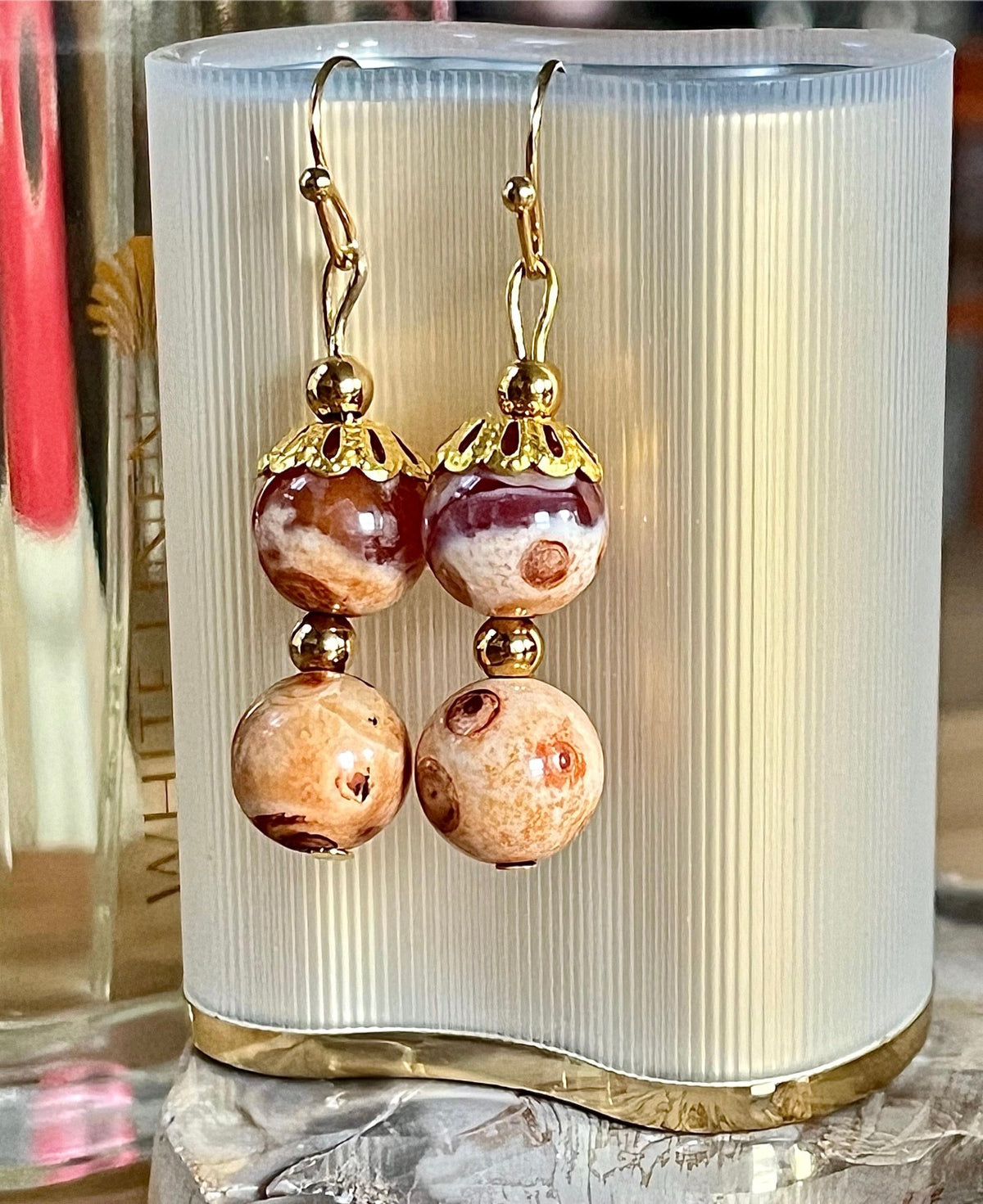 The “Pumpkin Spice Latte” fire agate bracelet joins the Holiday Collection lineup! It’s perfect for autumn, Halloween AND Thanksgiving!