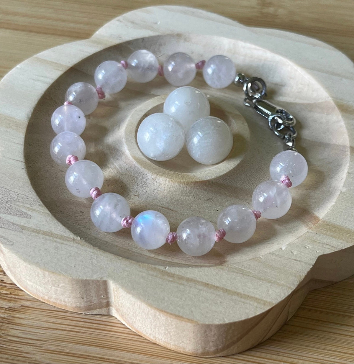 Rainbow moonstone bracelet, hand knotted with high-quality 8-9mm beads!