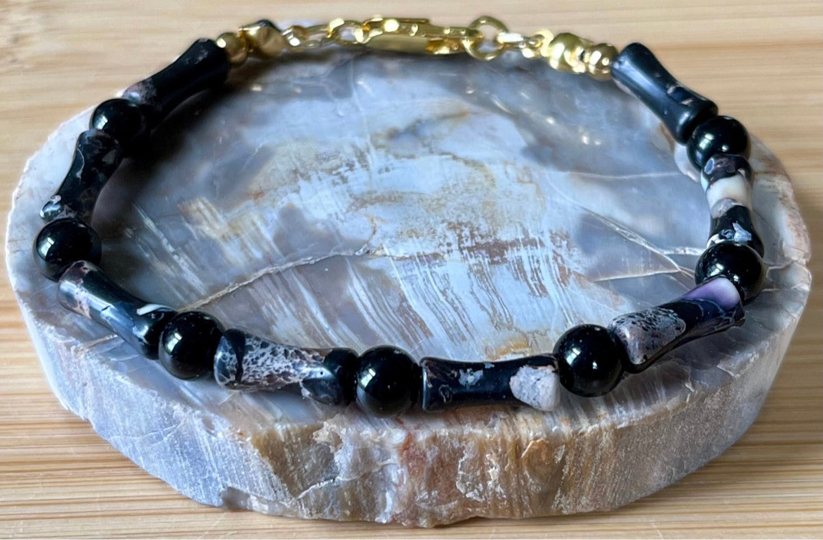 Sea sediment jasper and black onyx bracelet. The “Sticks & Stones” bracelet with your choice of golden or silvery stainless steel!