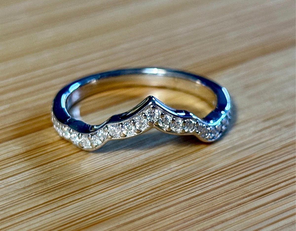Durable *genuine* 935 Argentium & 18k everyday bands to pair with my rings or wear alone! Sturdy silver resistant to tarnishing and dings!