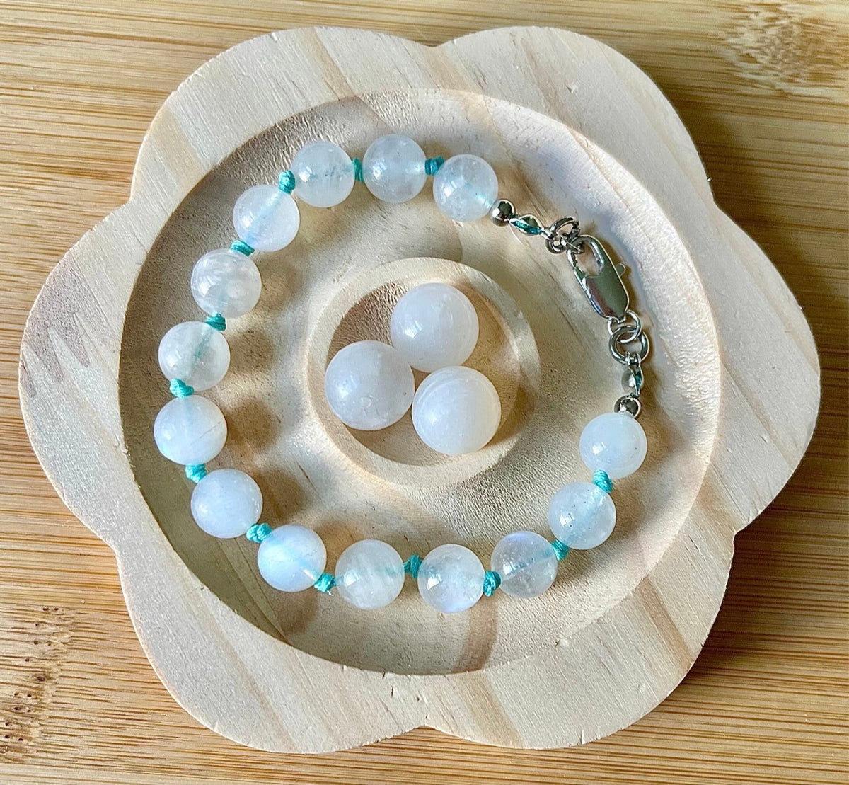 Rainbow moonstone bracelet, hand knotted with high-quality 8-9mm beads!