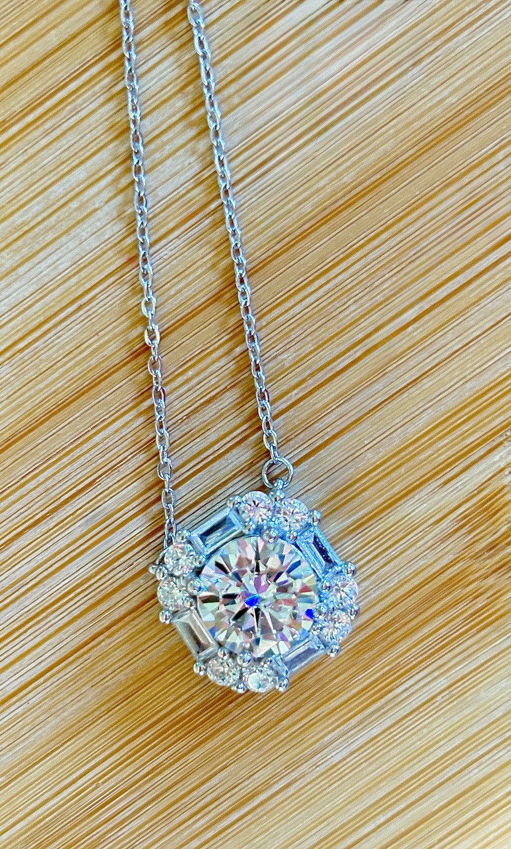 Moissanite necklace. A FIERY certified 3ct “8 hearts, 8 arrows” Moissanite in a super flashy geometric zircon halo, for a 4cttw necklace!
