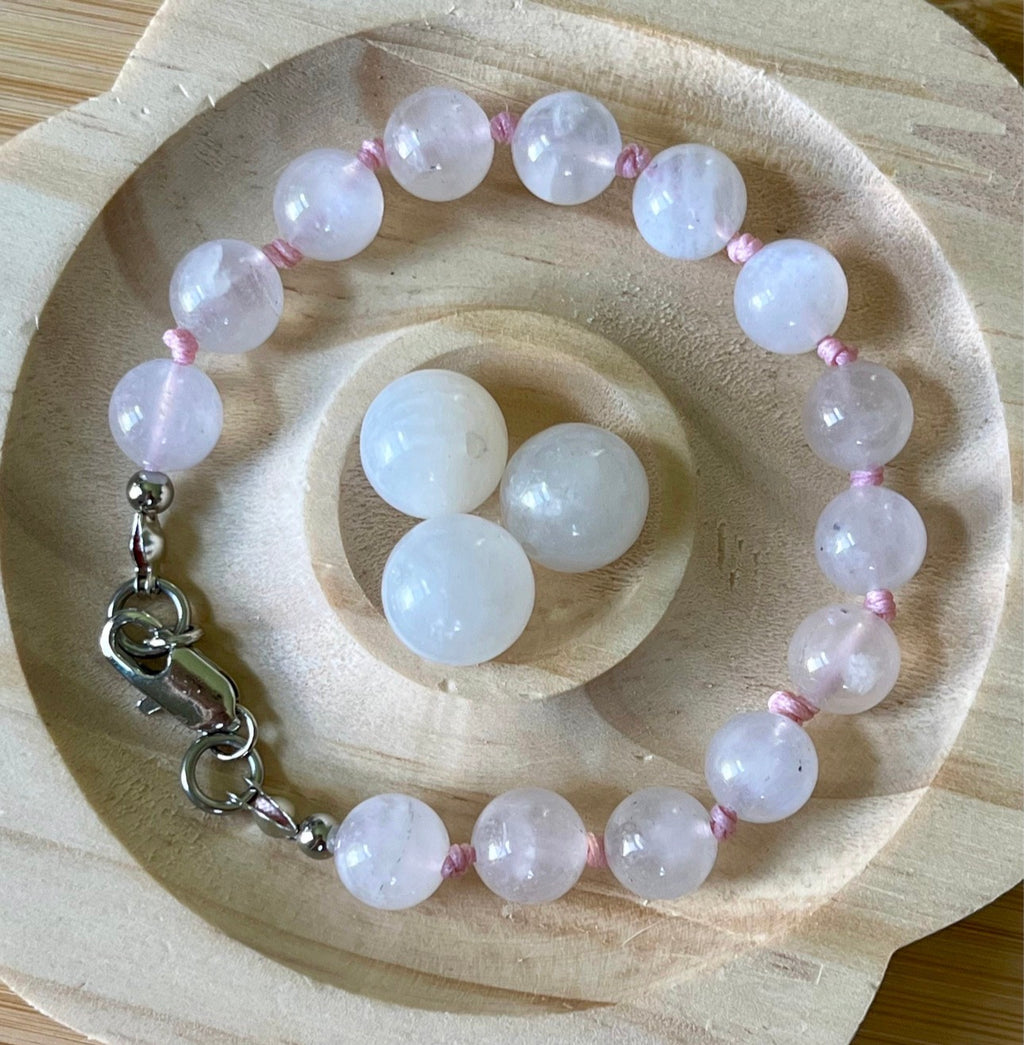 Rainbow moonstone bracelet, hand knotted with high-quality 8-9mm beads!