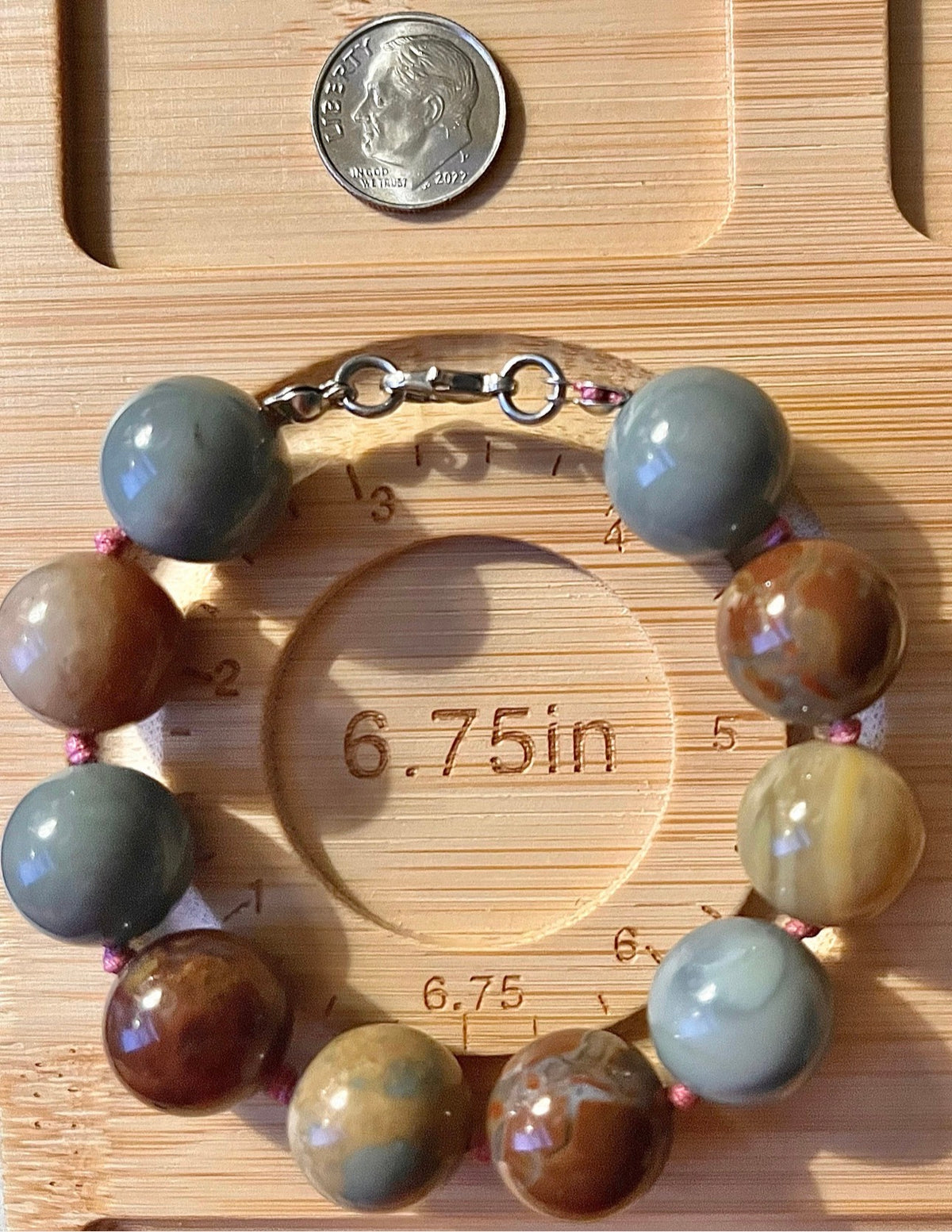 Alashan agate bracelet. Semiprecious 15mm Alashan agates, hand knotted with durable stainless steel components! Big, bold and beautiful!