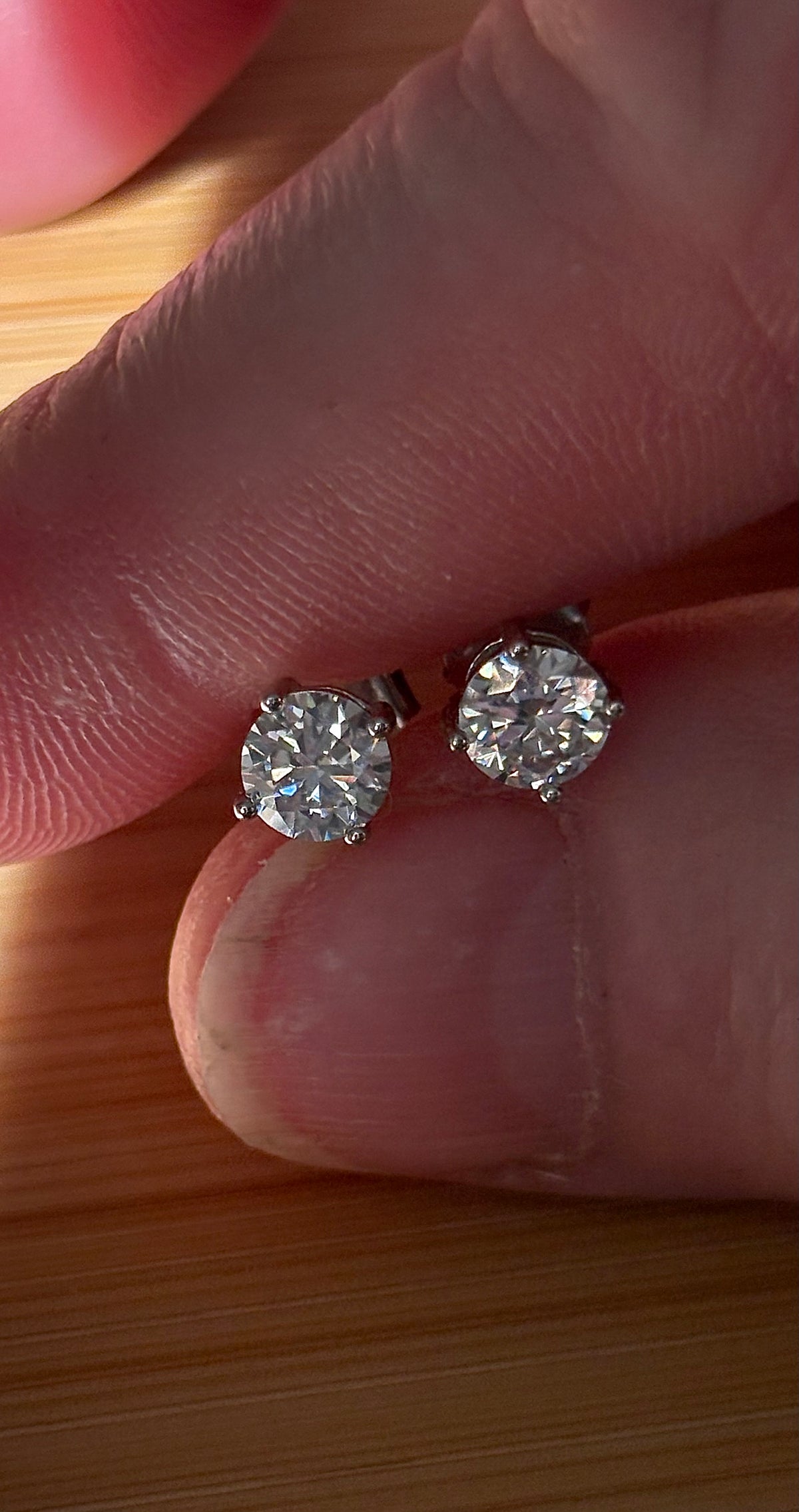 1ctw certified Moissanite studs, D-color and VVS1 clarity! Small in size, substantial in sparkles! Perfect for second piercings or youths!