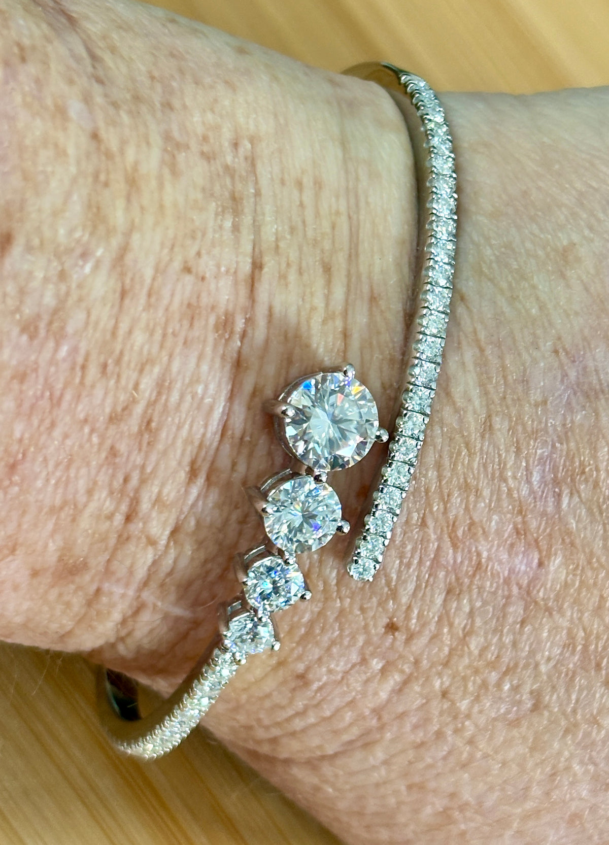 My EXCLUSIVE Moissanite and 935 Argentium silver bracelet! A gorgeous 5.79cttw designer bypass bracelet in *genuine* 935 Argentium silver and 18k gold!