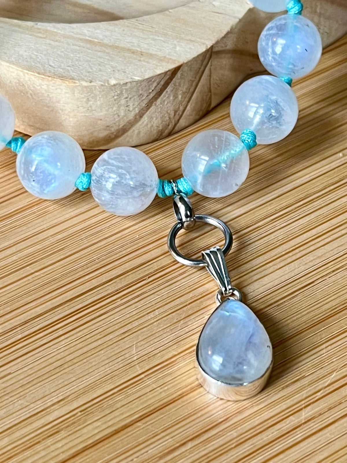 Rainbow moonstone bracelet, hand knotted with high-quality 8-9mm beads!
