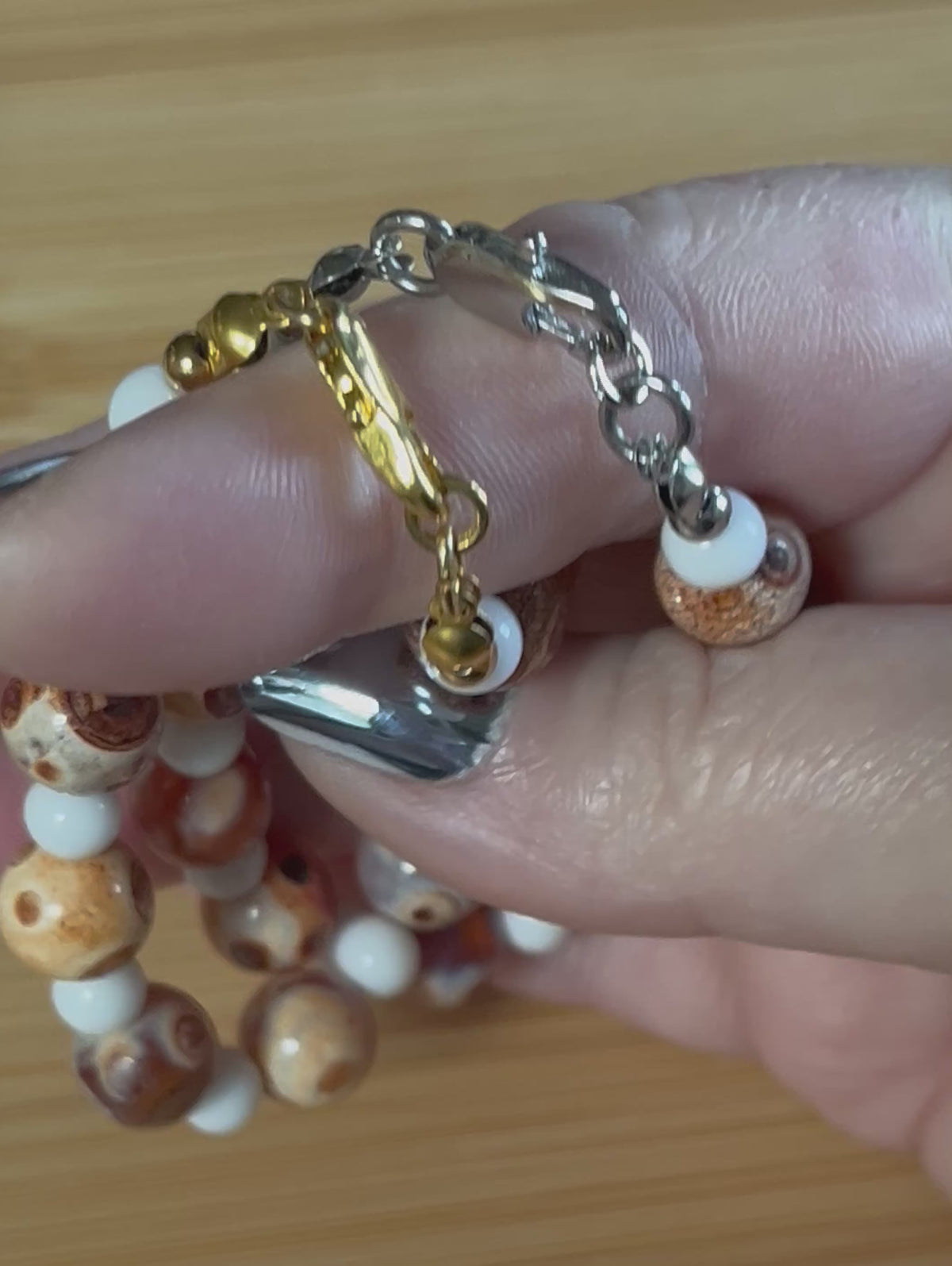 The “Pumpkin Spice Latte” fire agate bracelet joins the Holiday Collection lineup! It’s perfect for autumn, Halloween AND Thanksgiving!